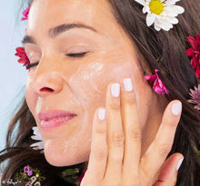 Load image into Gallery viewer, FHF Forest Flower Chamomile Cleanser