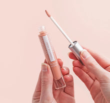 Load image into Gallery viewer, FHF Vitamin Glaze Oil Infused Lip Polish - Peachy Peony