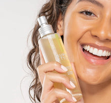 Load image into Gallery viewer, FHF Super Lettuce Facial Tonic_Canada - Glow Day Spa_Barrie+model
