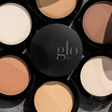 Load image into Gallery viewer, GLO Beauty | Face - Pressed Base
